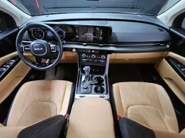 2022 Kia Carnival с пробегом 29 159 км