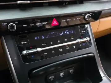 2022 Kia Carnival с пробегом 94 322 км