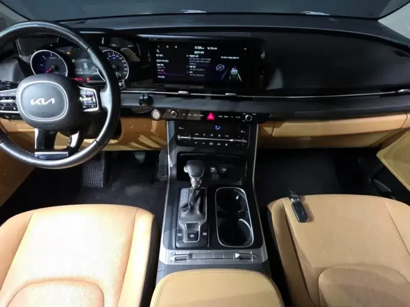 2022 Kia Carnival с пробегом 75 299 км