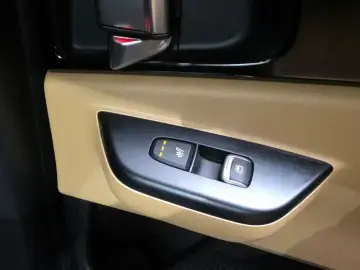 2022 Kia Carnival с пробегом 75 299 км