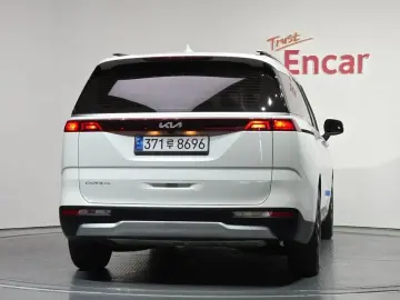 2023 Kia Carnival с пробегом 96 123 км