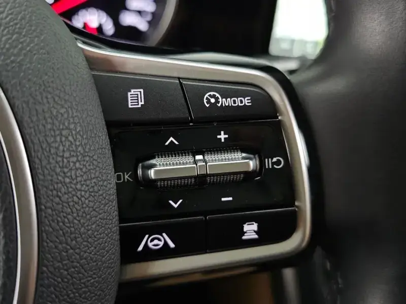 2021 Kia Carnival с пробегом 46 062 км