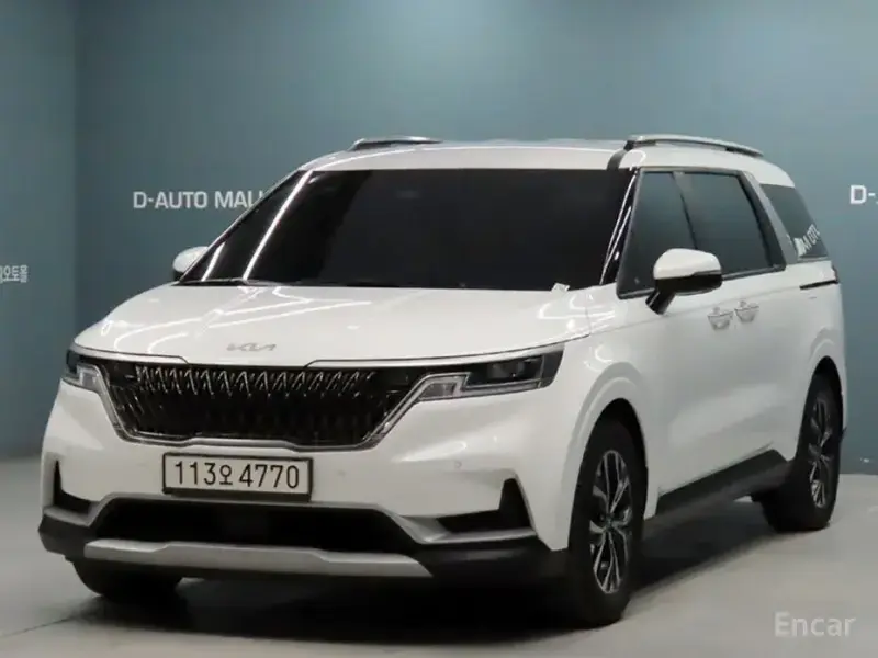2023 Kia Carnival с пробегом 124 251 км
