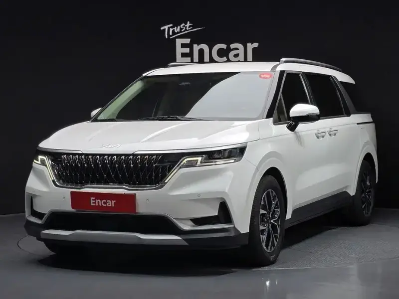 2023 Kia Carnival с пробегом 57 546 км