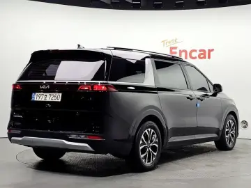 2022 Kia Carnival с пробегом 61 887 км