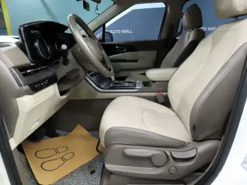 2023 Kia Carnival с пробегом 124 251 км