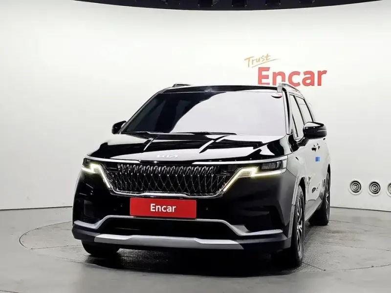 2022 Kia Carnival с пробегом 61 887 км