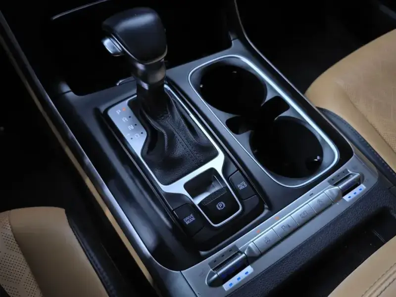2023 Kia Carnival с пробегом 57 546 км