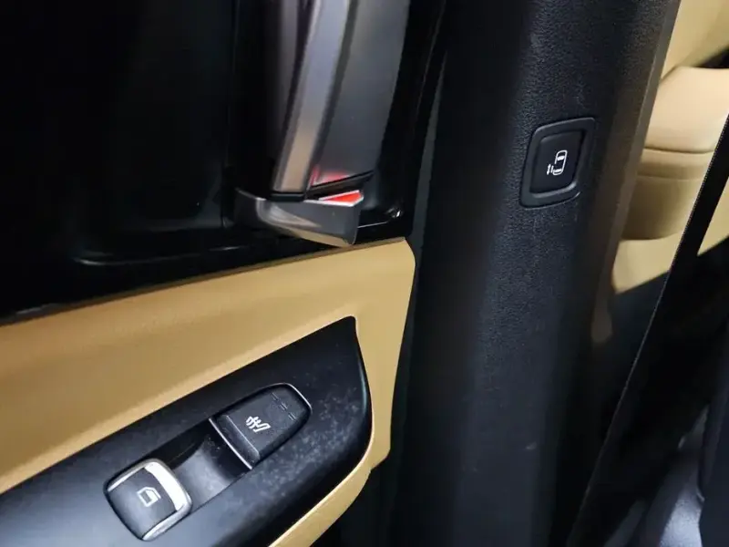 2022 Kia Carnival с пробегом 61 887 км