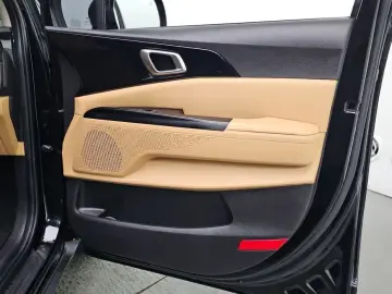 2022 Kia Carnival с пробегом 61 887 км