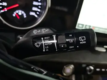 2022 Kia Carnival с пробегом 61 887 км