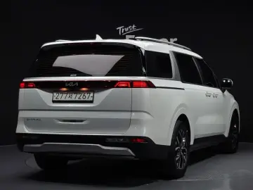 2021 Kia Carnival с пробегом 118 236 км