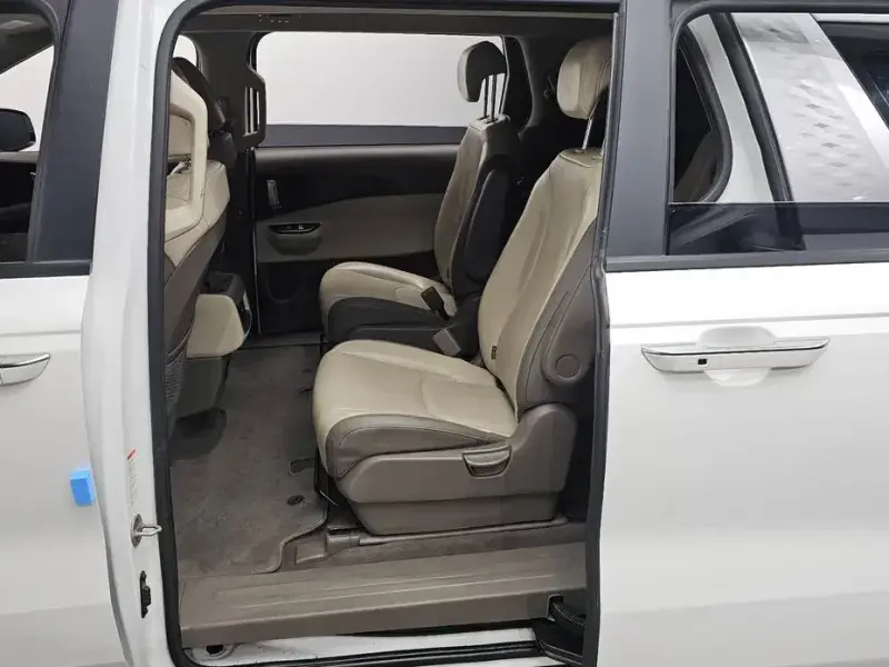 2022 Kia Carnival с пробегом 149 462 км