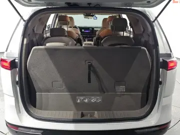 2022 Kia Carnival с пробегом 149 462 км