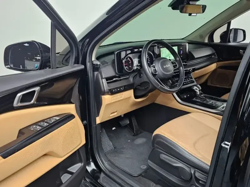 2021 Kia Carnival с пробегом 68 297 км