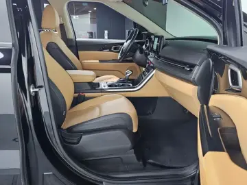 2021 Kia Carnival с пробегом 68 297 км