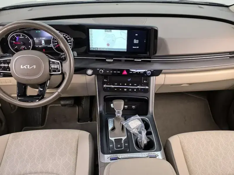 2022 Kia Carnival с пробегом 61 259 км
