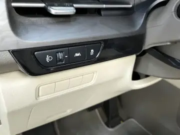 2022 Kia Carnival с пробегом 61 259 км