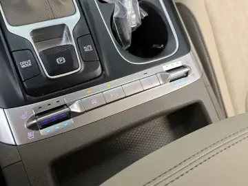 2022 Kia Carnival с пробегом 61 259 км