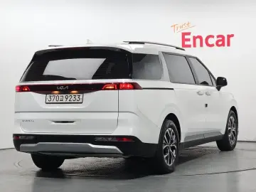 2022 Kia Carnival с пробегом 58 729 км