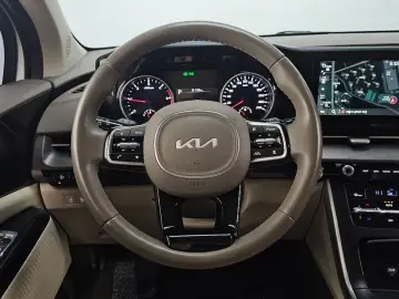 2022 Kia Carnival с пробегом 58 729 км