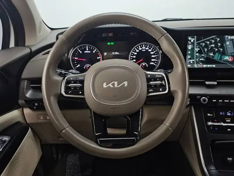 2022 Kia Carnival с пробегом 58 729 км