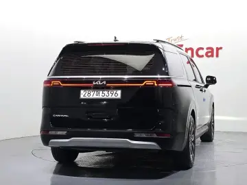 2022 Kia Carnival с пробегом 35 136 км