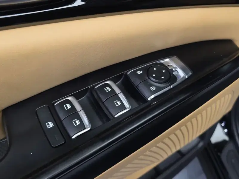 2022 Kia Carnival с пробегом 35 136 км