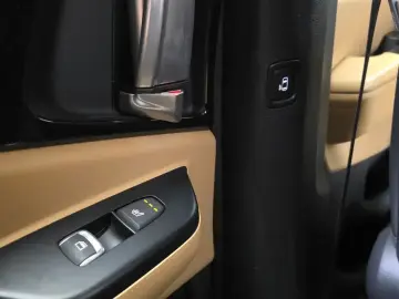 2022 Kia Carnival с пробегом 35 136 км