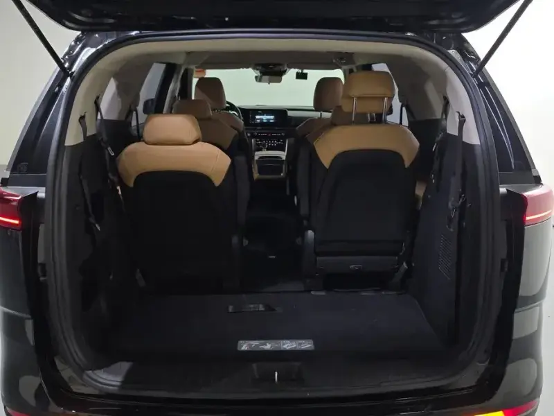 2022 Kia Carnival с пробегом 35 136 км