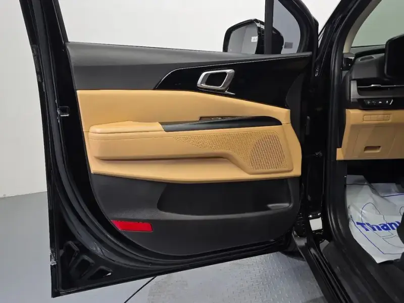 2022 Kia Carnival с пробегом 35 136 км