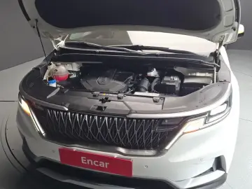 2021 Kia Carnival с пробегом 121 581 км