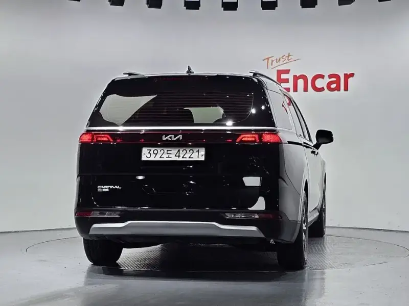 2023 Kia Carnival с пробегом 78 020 км