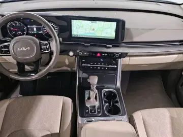 2023 Kia Carnival с пробегом 78 020 км