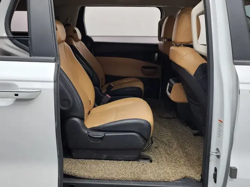 2021 Kia Carnival с пробегом 88 179 км