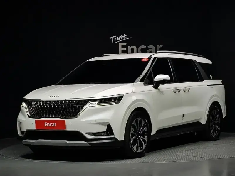 2022 Kia Carnival с пробегом 100 345 км