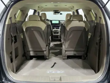 2023 Kia Carnival с пробегом 78 020 км