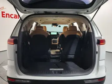 2021 Kia Carnival с пробегом 88 179 км