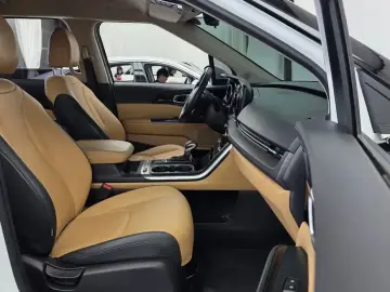 2022 Kia Carnival с пробегом 100 345 км