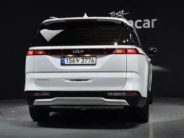 2022 Kia Carnival с пробегом 63 113 км