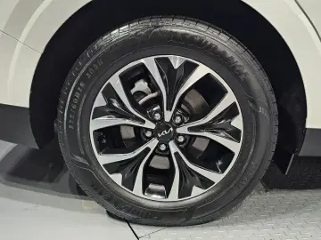 2022 Kia Carnival с пробегом 63 113 км
