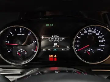 2022 Kia Carnival с пробегом 63 113 км