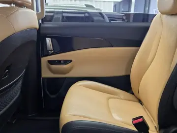 2022 Kia Carnival с пробегом 100 345 км