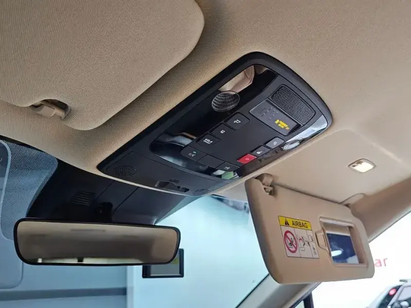 2022 Kia Carnival с пробегом 63 113 км