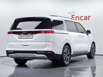 2022 Kia Carnival с пробегом 50 969 км
