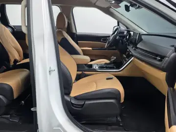 2022 Kia Carnival с пробегом 50 969 км