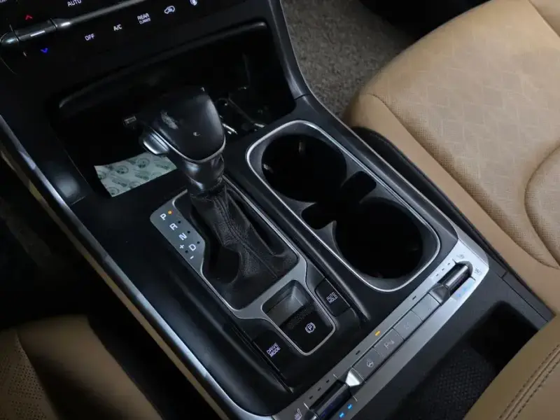 2021 Kia Carnival с пробегом 79 244 км