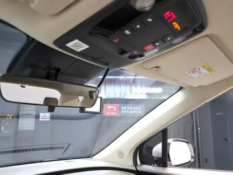 2023 Kia Carnival с пробегом 75 686 км