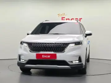 2022 Kia Carnival с пробегом 104 179 км