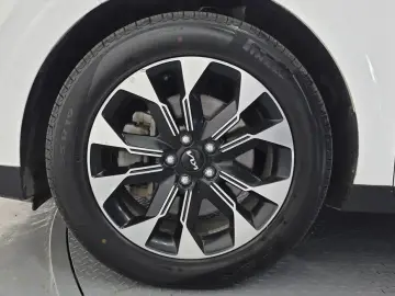 2022 Kia Carnival с пробегом 104 179 км